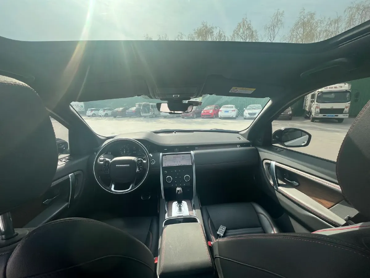 2021 Land Rover Discovery Sport 2.0T 249HP L4 9AT,autocango,china used car exporter,china ev exporter,chinese used car exporter,chinese used ev exporter