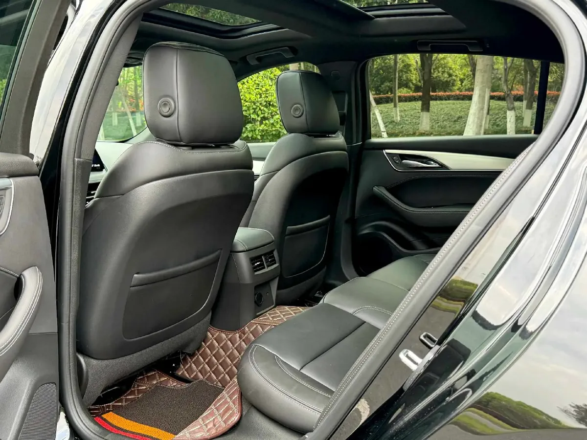 2024 Cadillac CT5 2.0T 237HP L4 10AT,autocango,china used car exporter,china ev exporter,chinese used car exporter,chinese used ev exporter