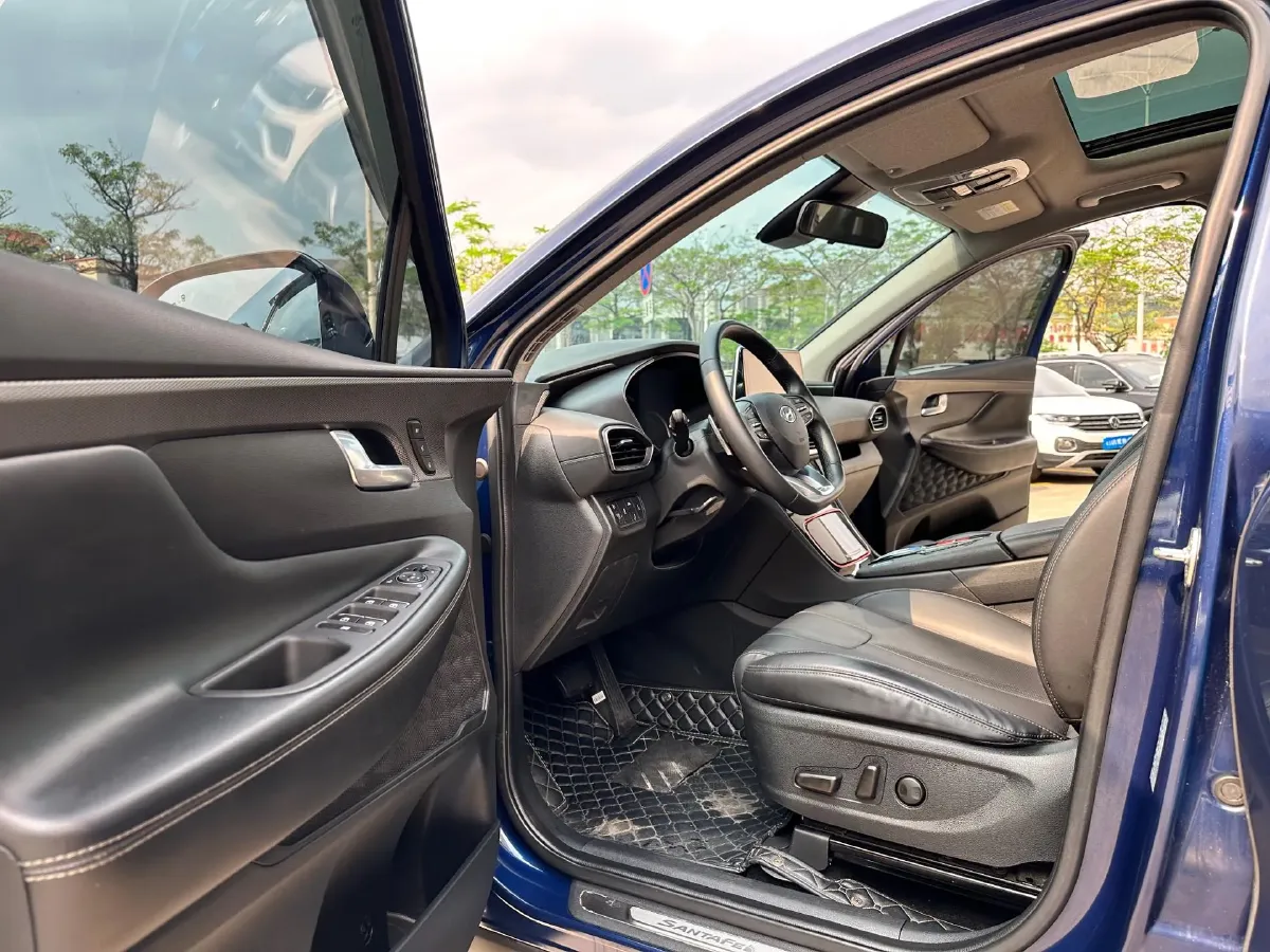 2019 Hyundai Santafe 2.0T 240HP L4 8AT,autocango,china used car exporter,china ev exporter,chinese used car exporter,chinese used ev exporter