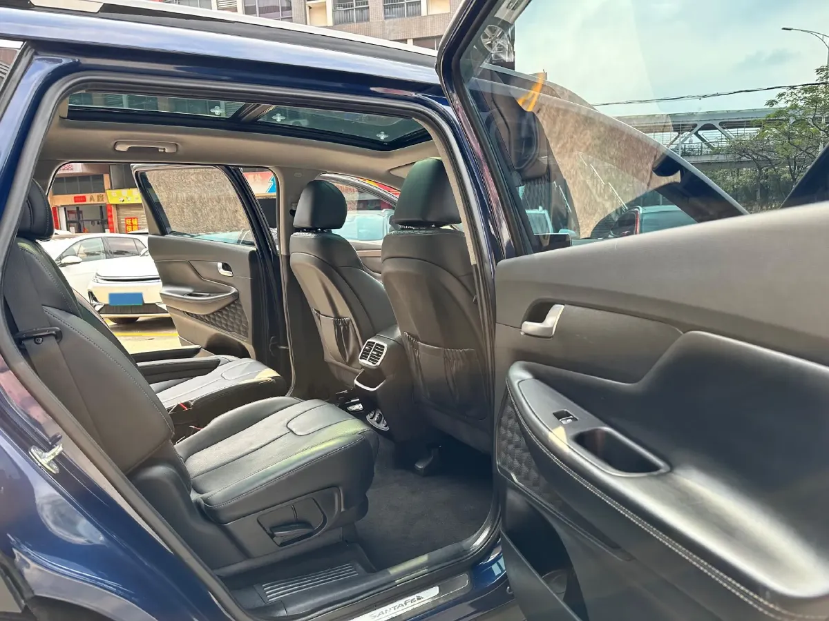 2019 Hyundai Santafe 2.0T 240HP L4 8AT,autocango,china used car exporter,china ev exporter,chinese used car exporter,chinese used ev exporter