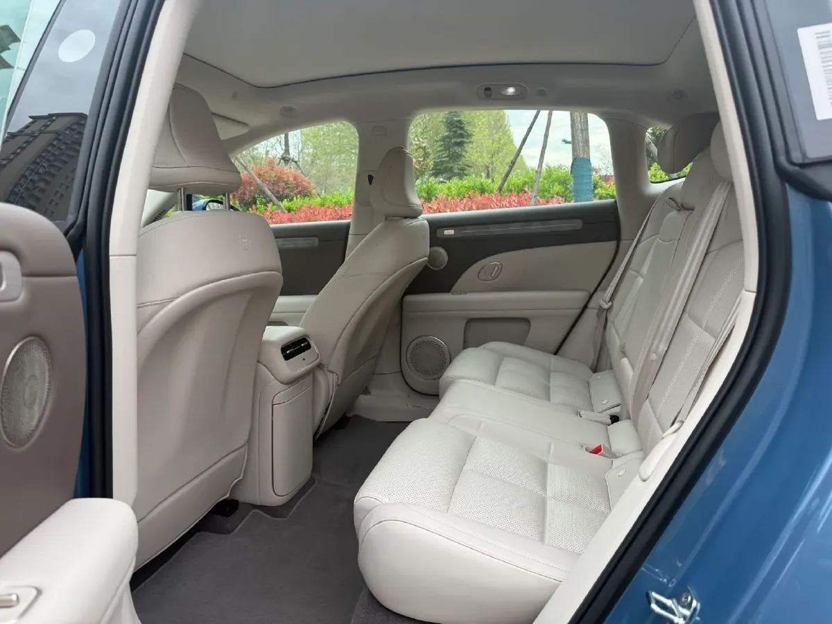 2026 IM LS6 BEV,autocango,china used car exporter,china ev exporter,chinese used car exporter,chinese used ev exporter