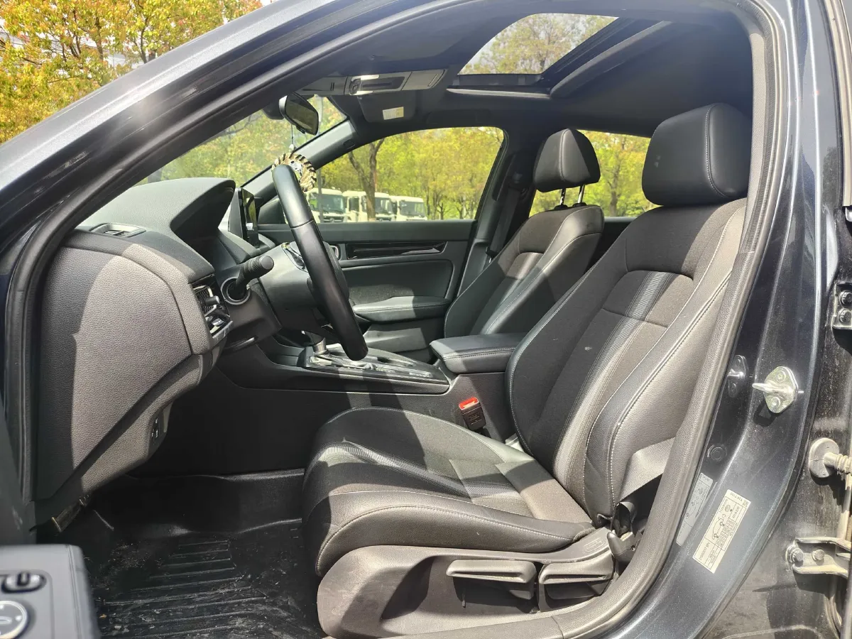 2022 Honda Civic 1.5T 182HP L4 CVT,autocango,china used car exporter,china ev exporter,chinese used car exporter,chinese used ev exporter