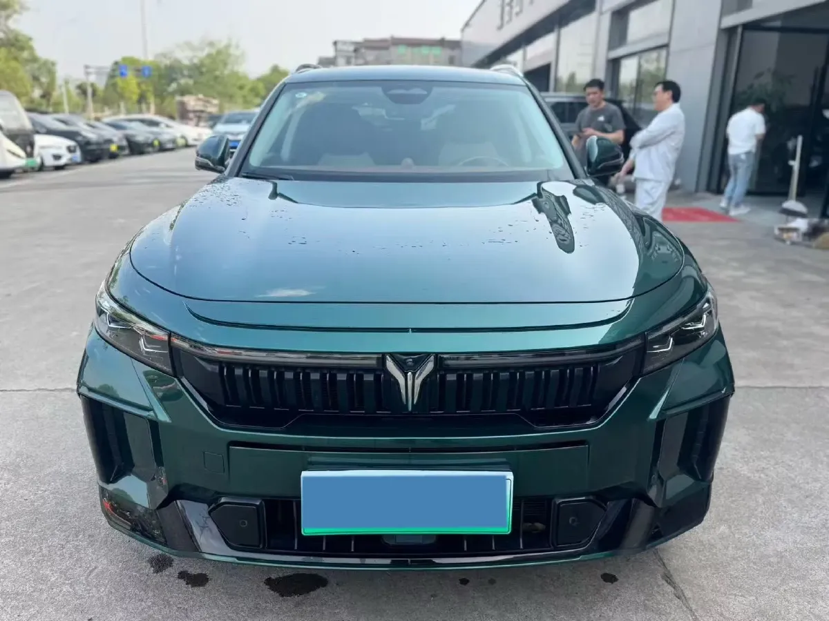 2024 Voyah FREE 1.5T 150HP L4 REEV 39.2KWH,autocango,china used car exporter,china ev exporter,chinese used car exporter,chinese used ev exporter