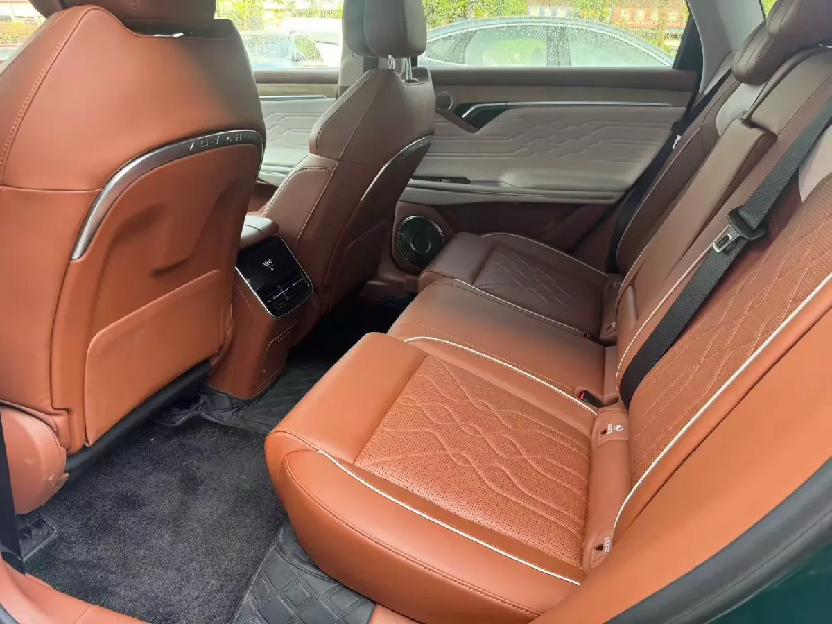 2024 Voyah FREE 1.5T 150HP L4 REEV 39.2KWH,autocango,china used car exporter,china ev exporter,chinese used car exporter,chinese used ev exporter