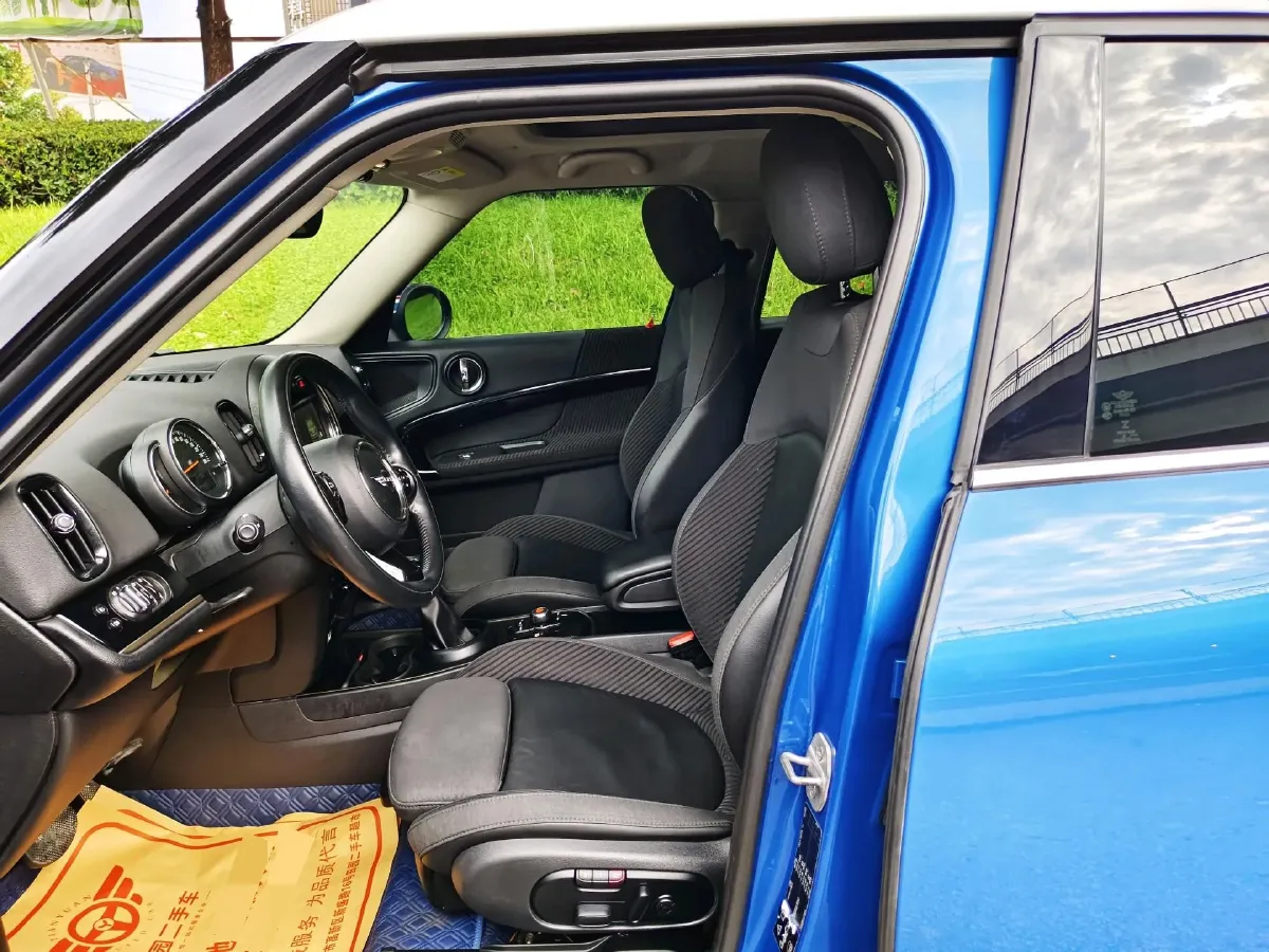 2017 MINI COUNTRYMAN 1.5T 136HP L3 8AT,autocango,china used car exporter,china ev exporter,chinese used car exporter,chinese used ev exporter