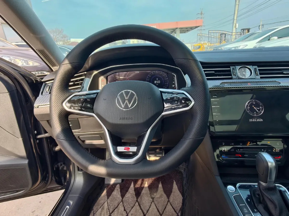 2023 Volkswagen Magotan 2.0T 186HP L4 7DCT,autocango,china used car exporter,china ev exporter,chinese used car exporter,chinese used ev exporter