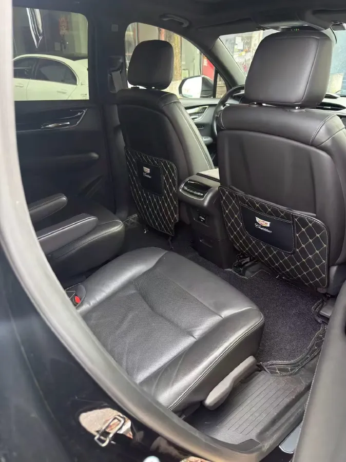 2020 Cadillac XT6 2.0T 237HP L4 9AT,autocango,china used car exporter,china ev exporter,chinese used car exporter,chinese used ev exporter