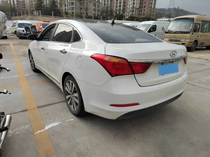 2016 Hyundai Mistra 1.6T 175HP L4 7DCT,autocango,china used car exporter,china ev exporter,chinese used car exporter,chinese used ev exporter