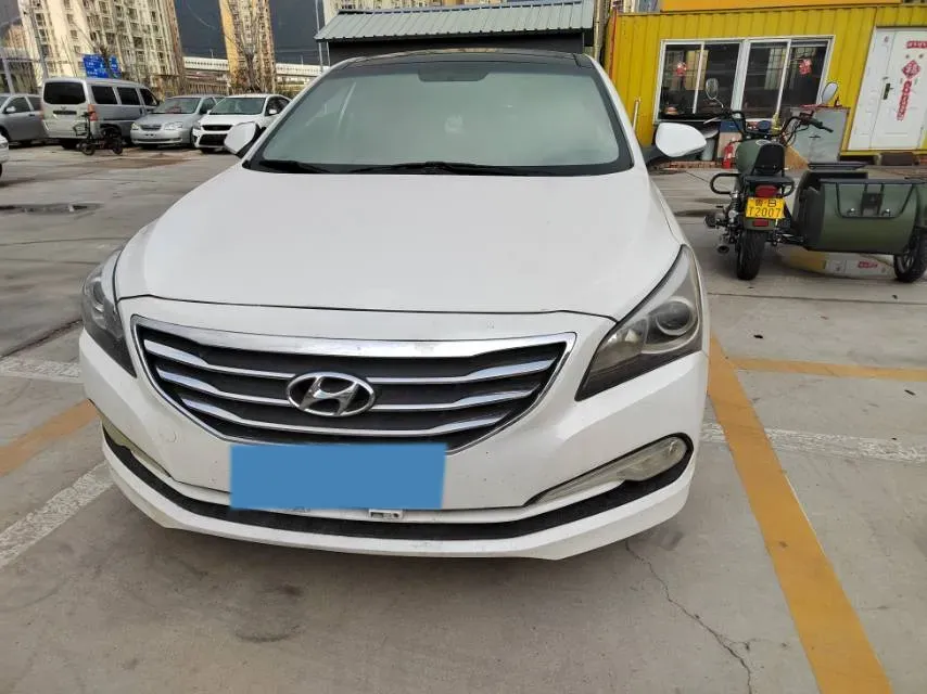 2016 Hyundai Mistra 1.6T 175HP L4 7DCT,autocango,china used car exporter,china ev exporter,chinese used car exporter,chinese used ev exporter