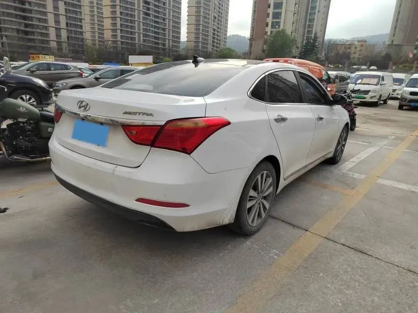 2016 Hyundai Mistra 1.6T 175HP L4 7DCT,autocango,china used car exporter,china ev exporter,chinese used car exporter,chinese used ev exporter