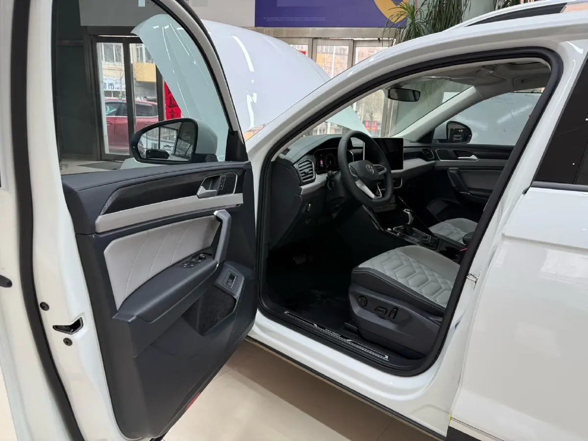 2023 Volkswagen Tayron 1.4T 150HP L4 7DCT,autocango,china used car exporter,china ev exporter,chinese used car exporter,chinese used ev exporter