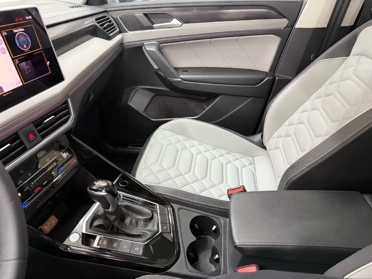 2023 Volkswagen Tayron 1.4T 150HP L4 7DCT,autocango,china used car exporter,china ev exporter,chinese used car exporter,chinese used ev exporter