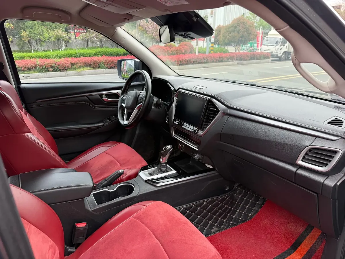 2021 Isuzu D-MAX 1.9T 163HP L4 6AT,autocango,china used car exporter,china ev exporter,chinese used car exporter,chinese used ev exporter