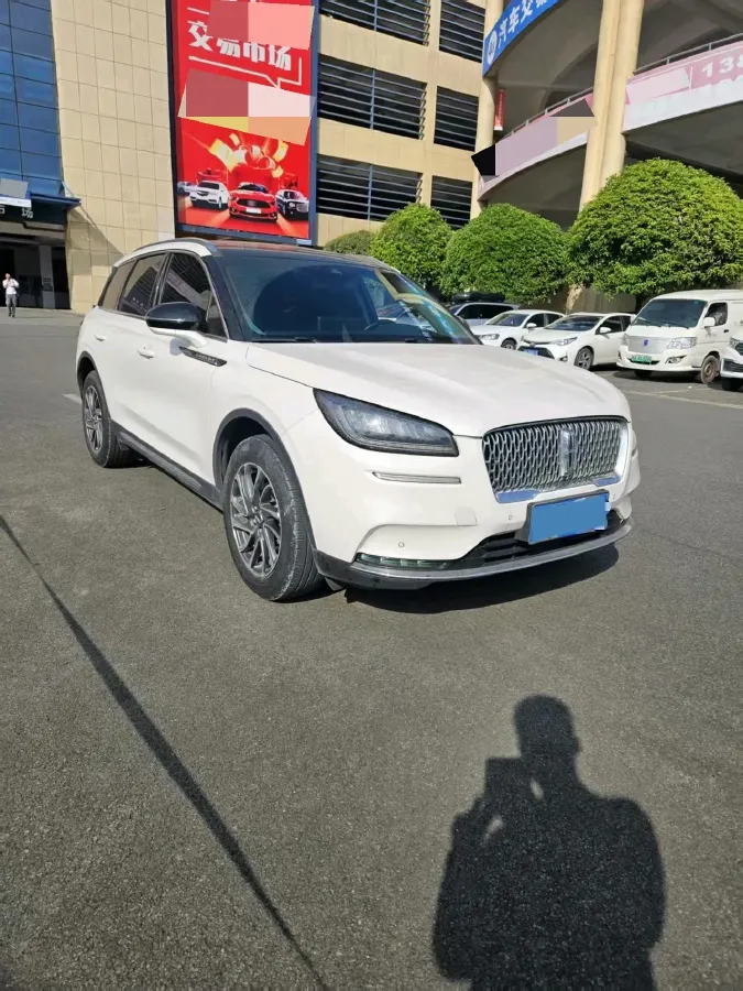 2021 Lincoln Corsair 2.0T 245HP L4 8AT,autocango,china used car exporter,china ev exporter,chinese used car exporter,chinese used ev exporter