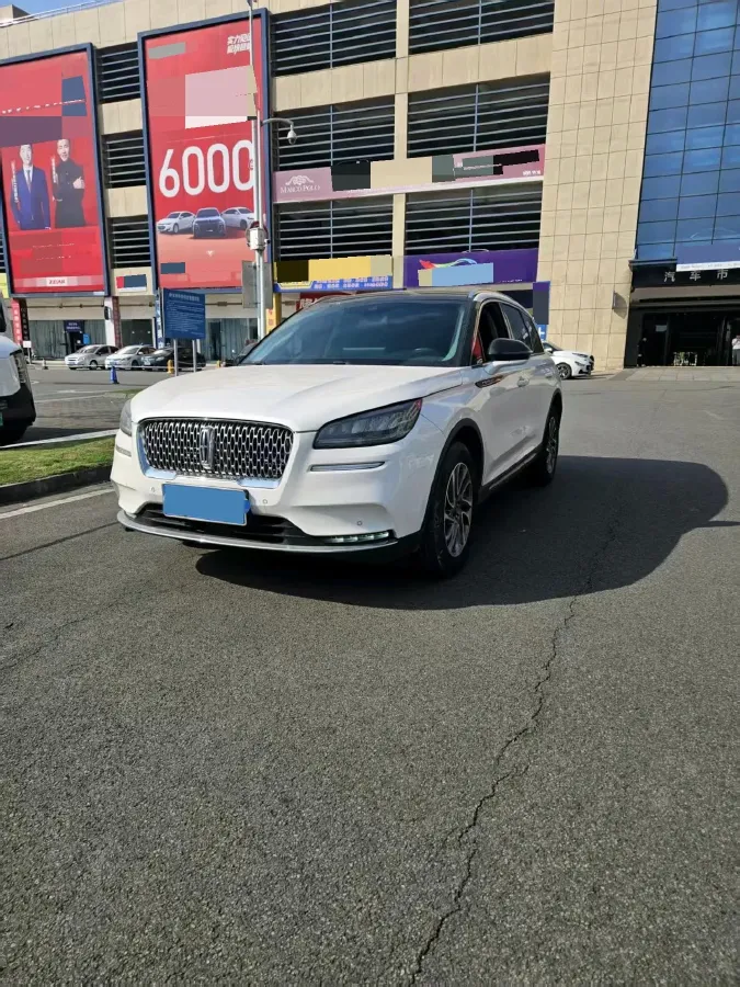 2021 Lincoln Corsair 2.0T 245HP L4 8AT,autocango,china used car exporter,china ev exporter,chinese used car exporter,chinese used ev exporter