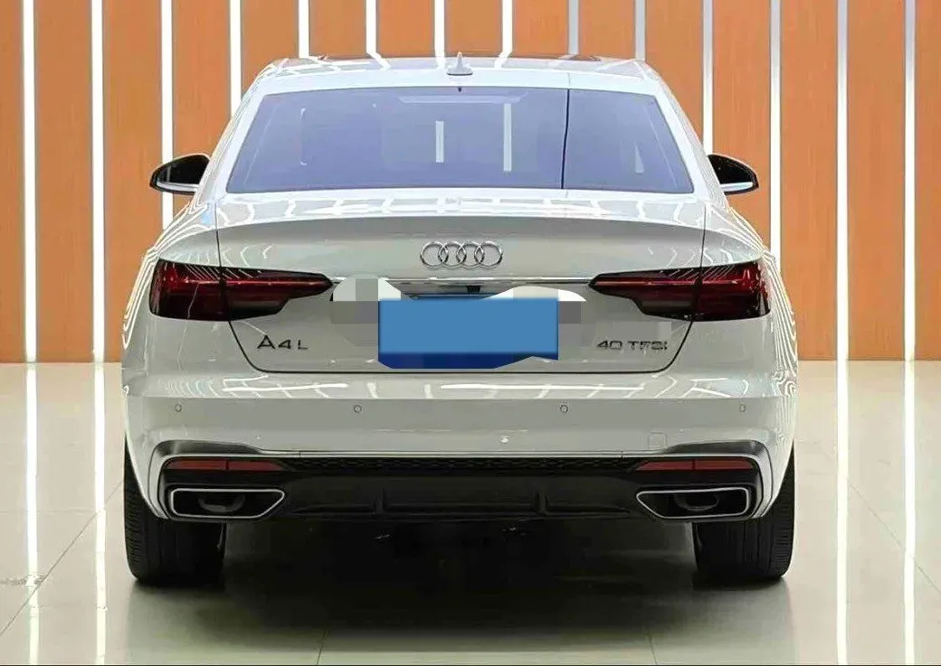 2020 Audi A4L 2.0T 190HP L4 7DCT,autocango,china used car exporter,china ev exporter,chinese used car exporter,chinese used ev exporter
