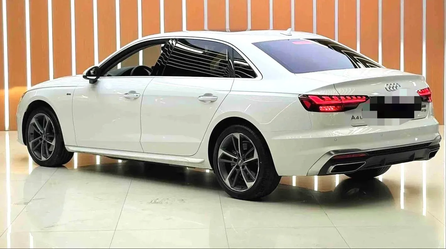 2020 Audi A4L 2.0T 190HP L4 7DCT,autocango,china used car exporter,china ev exporter,chinese used car exporter,chinese used ev exporter