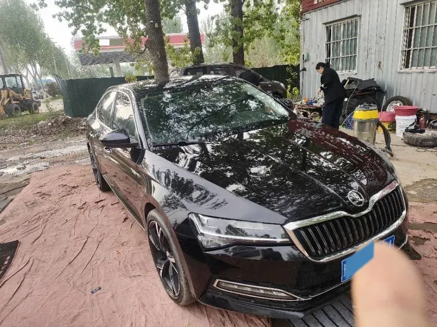 2021 Skoda Superb 1.4T 150HP L4 7DCT,autocango,china used car exporter,china ev exporter,chinese used car exporter,chinese used ev exporter
