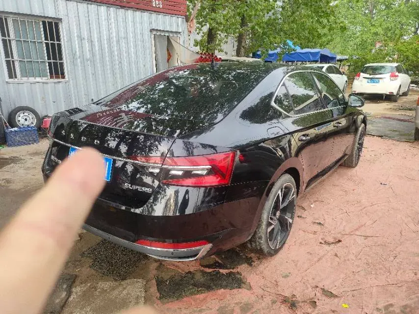 2021 Skoda Superb 1.4T 150HP L4 7DCT,autocango,china used car exporter,china ev exporter,chinese used car exporter,chinese used ev exporter