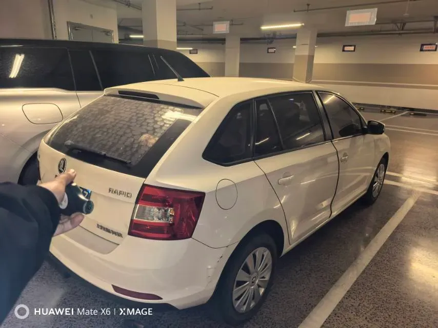 2018 Skoda Rapid Spaceback 1.6L 110HP L4 5MT,autocango,china used car exporter,china ev exporter,chinese used car exporter,chinese used ev exporter