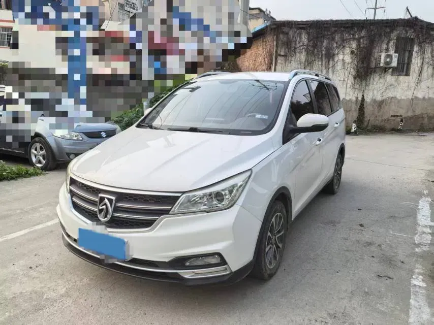 2019 BaoJun 730 1.5T 151HP L4 CVT,autocango,china used car exporter,china ev exporter,chinese used car exporter,chinese used ev exporter
