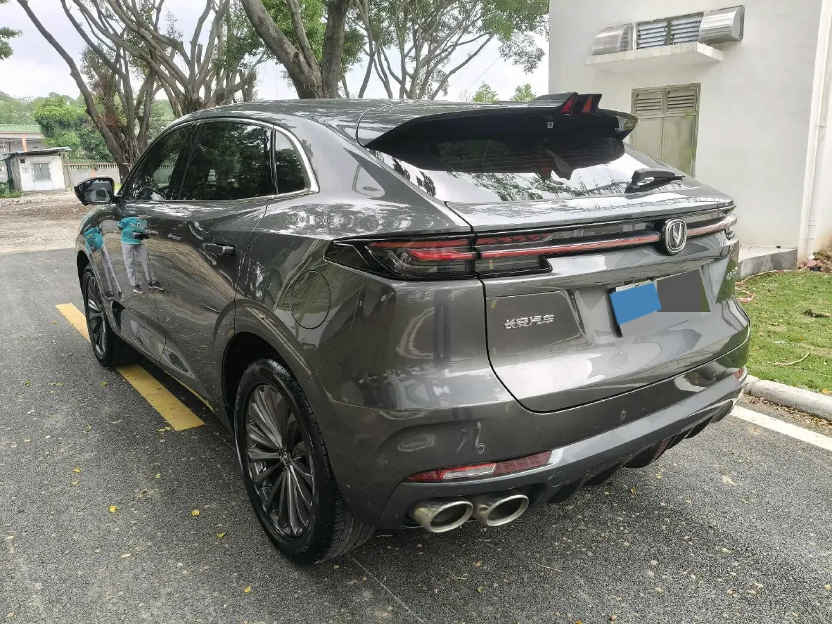 2021 ChangAn UNI-K 2.0T 233HP L4 8AT,autocango,china used car exporter,china ev exporter,chinese used car exporter,chinese used ev exporter