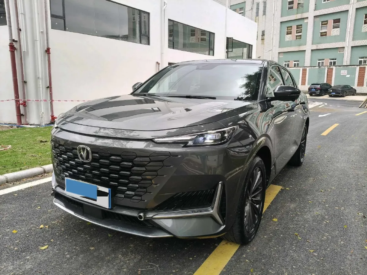 2021 ChangAn UNI-K 2.0T 233HP L4 8AT,autocango,china used car exporter,china ev exporter,chinese used car exporter,chinese used ev exporter