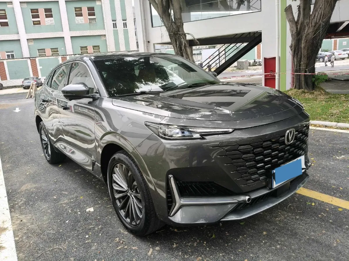 2021 ChangAn UNI-K 2.0T 233HP L4 8AT,autocango,china used car exporter,china ev exporter,chinese used car exporter,chinese used ev exporter