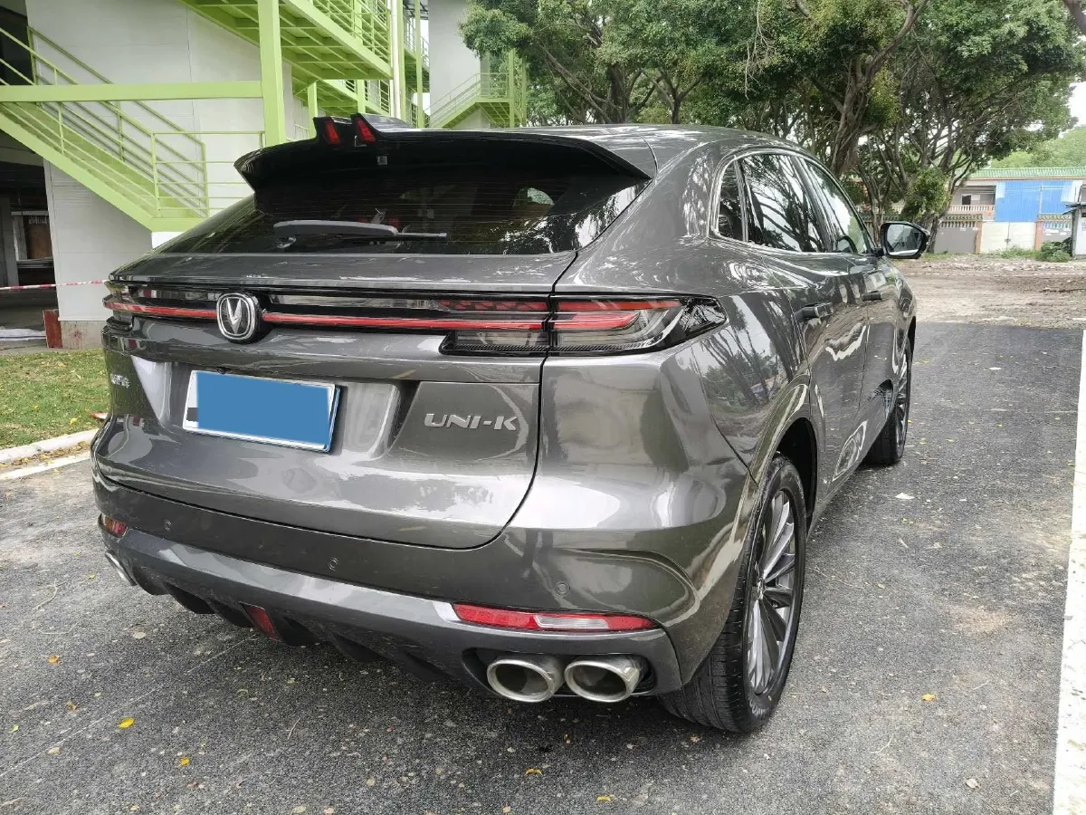 2021 ChangAn UNI-K 2.0T 233HP L4 8AT,autocango,china used car exporter,china ev exporter,chinese used car exporter,chinese used ev exporter
