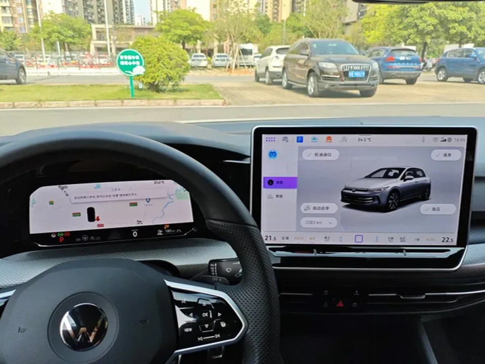 2025 Volkswagen Golf 1.5T 160HP L4 7DCT,autocango,china used car exporter,china ev exporter,chinese used car exporter,chinese used ev exporter