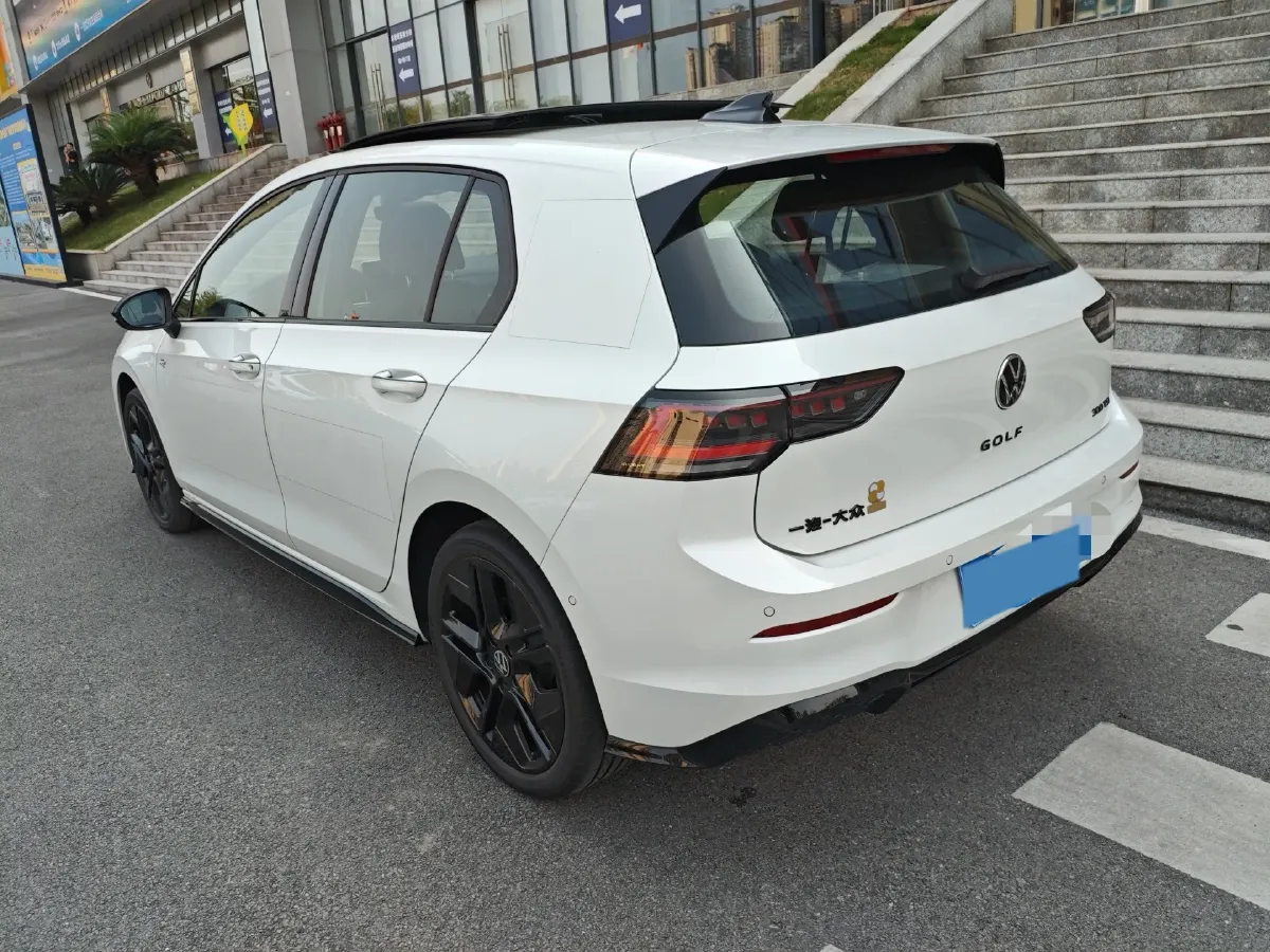 2025 Volkswagen Golf 1.5T 160HP L4 7DCT,autocango,china used car exporter,china ev exporter,chinese used car exporter,chinese used ev exporter