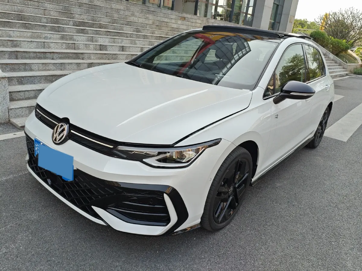 2025 Volkswagen Golf 1.5T 160HP L4 7DCT,autocango,china used car exporter,china ev exporter,chinese used car exporter,chinese used ev exporter