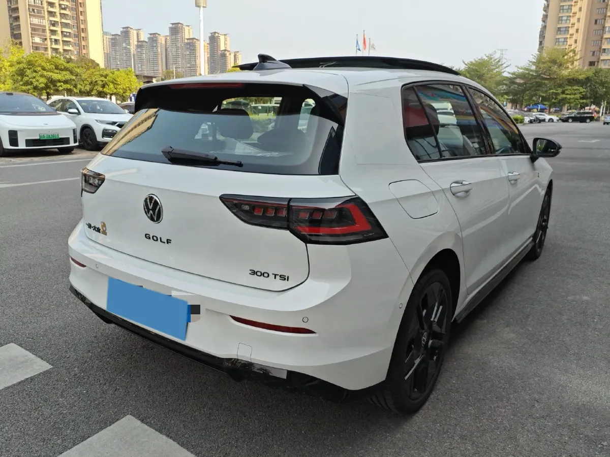 2025 Volkswagen Golf 1.5T 160HP L4 7DCT,autocango,china used car exporter,china ev exporter,chinese used car exporter,chinese used ev exporter