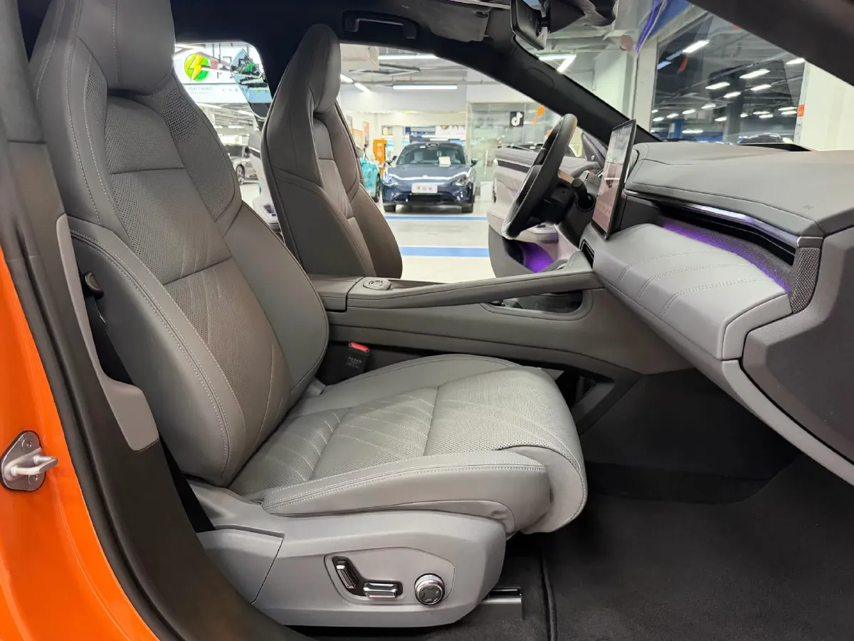 2024 Zeekr 001 BEV 100KWH,autocango,china used car exporter,china ev exporter,chinese used car exporter,chinese used ev exporter