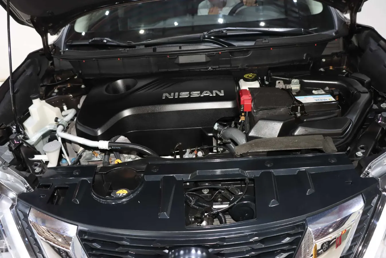 2020 Nissan X-Trail 2.5L 186HP L4 CVT,autocango,china used car exporter,china ev exporter,chinese used car exporter,chinese used ev exporter