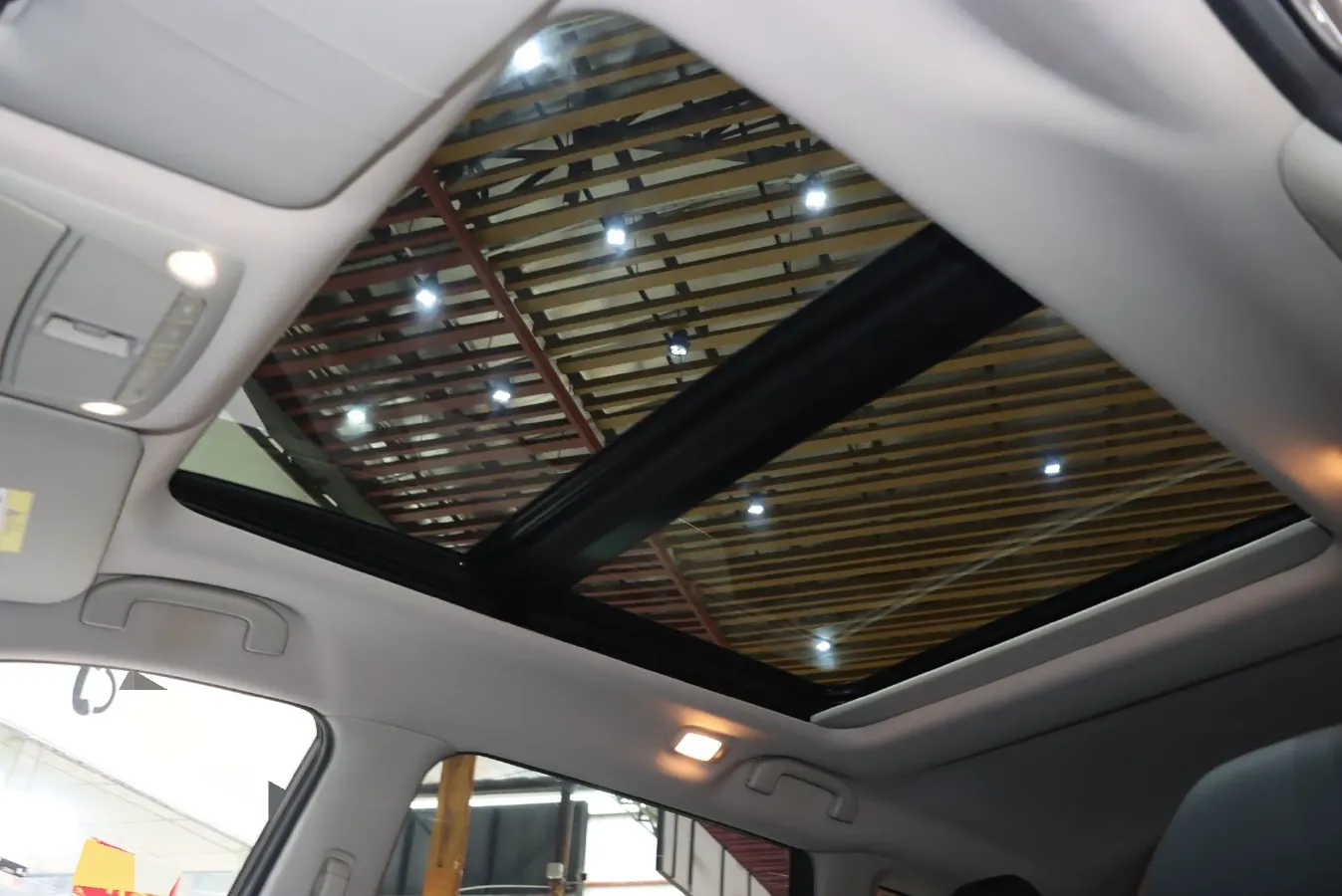 2020 Nissan X-Trail 2.5L 186HP L4 CVT,autocango,china used car exporter,china ev exporter,chinese used car exporter,chinese used ev exporter