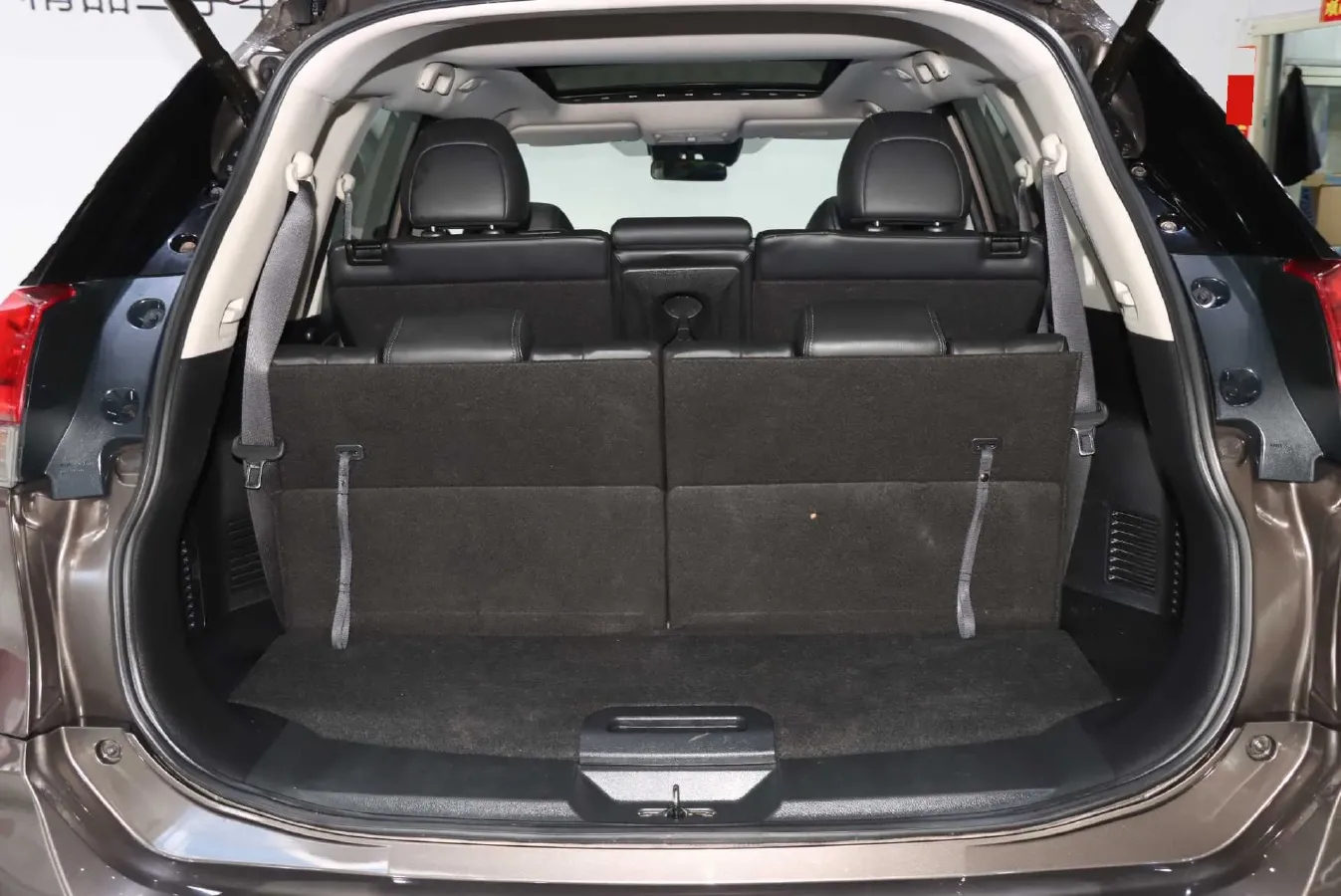 2020 Nissan X-Trail 2.5L 186HP L4 CVT,autocango,china used car exporter,china ev exporter,chinese used car exporter,chinese used ev exporter