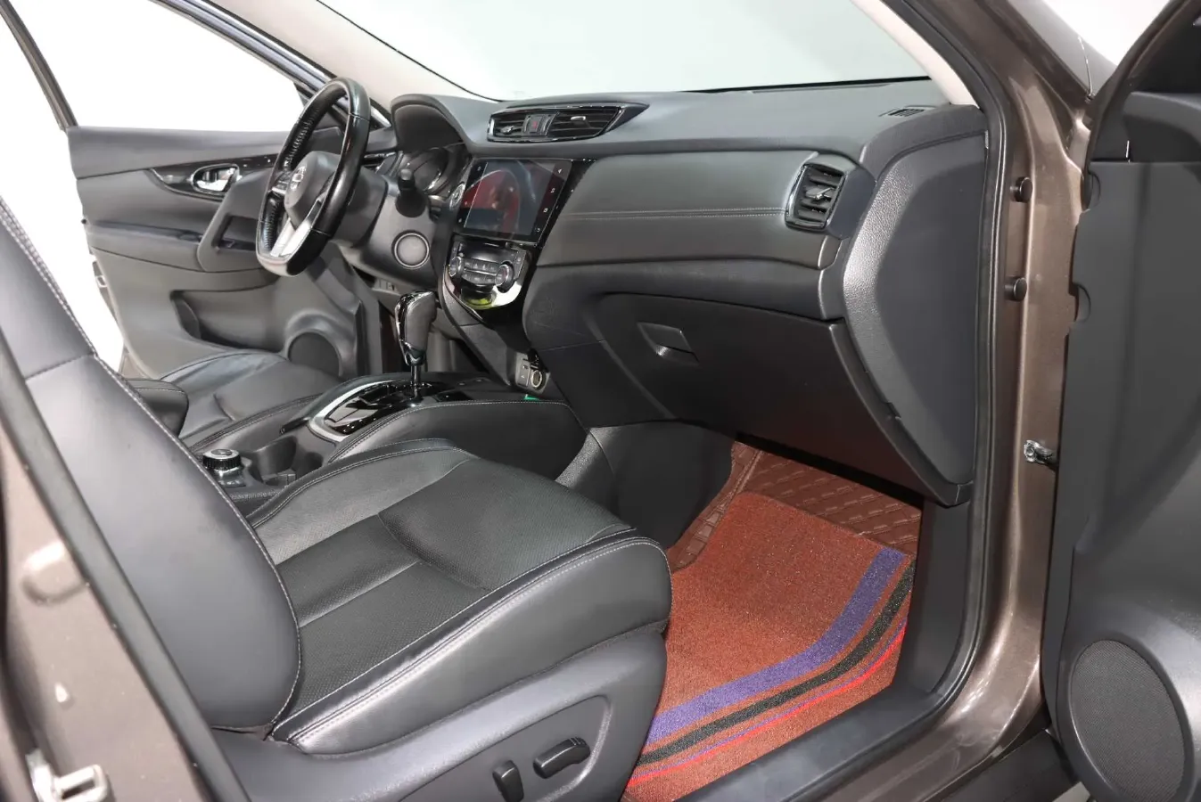 2020 Nissan X-Trail 2.5L 186HP L4 CVT,autocango,china used car exporter,china ev exporter,chinese used car exporter,chinese used ev exporter