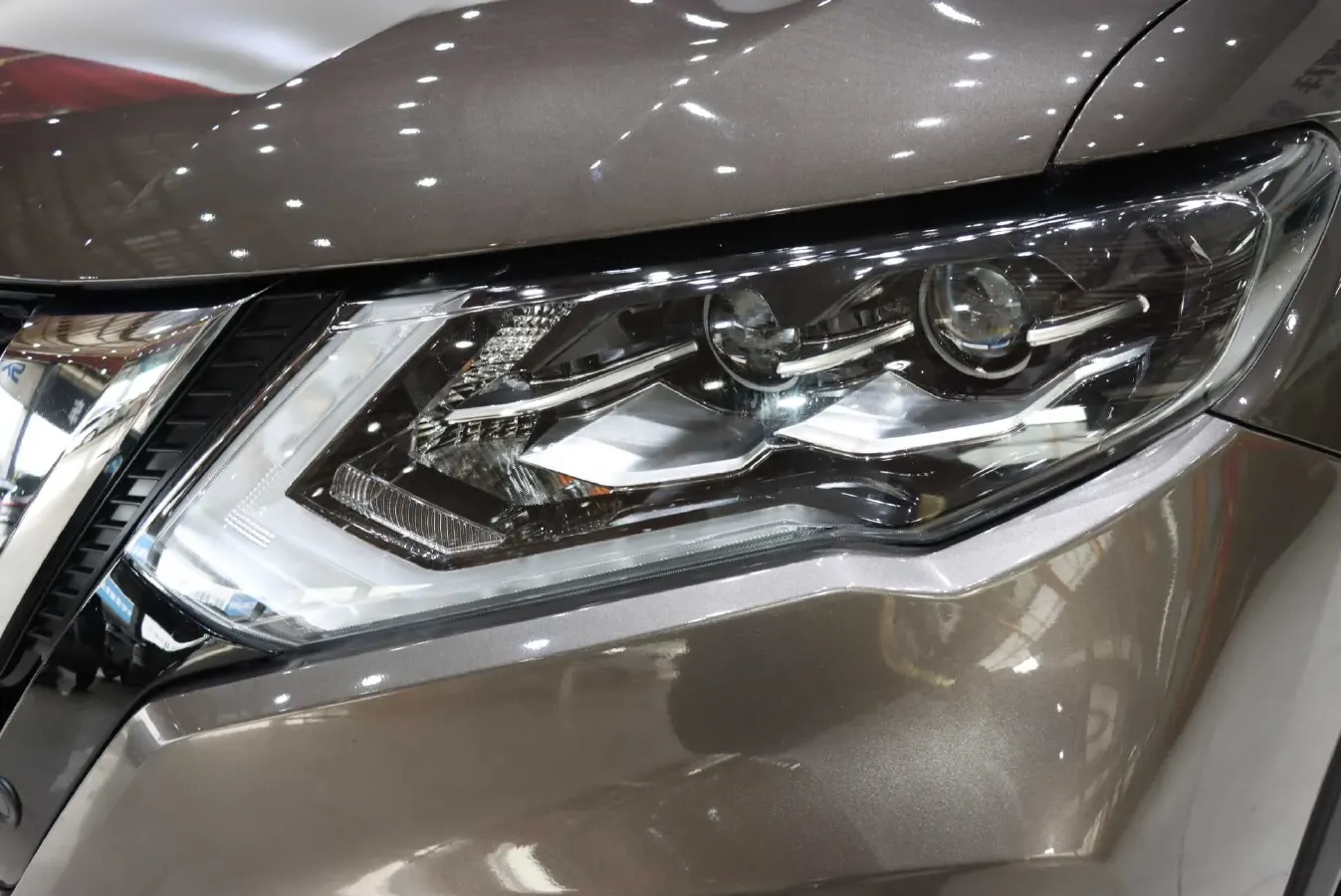 2020 Nissan X-Trail 2.5L 186HP L4 CVT,autocango,china used car exporter,china ev exporter,chinese used car exporter,chinese used ev exporter