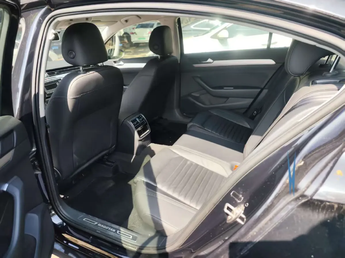 2019 Citroen C6 1.6T 170HP L4 6AT,autocango,china used car exporter,china ev exporter,chinese used car exporter,chinese used ev exporter