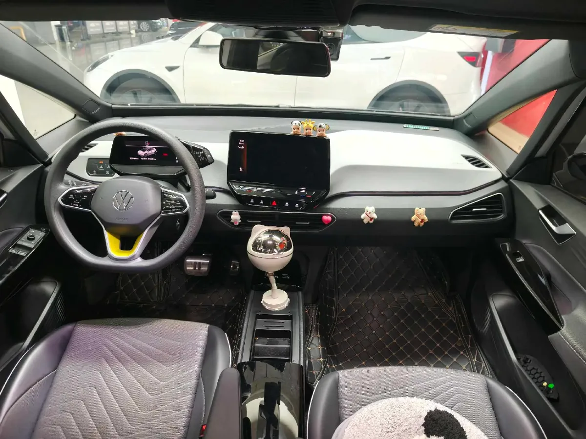 2023 Volkswagen ID.3 BEV 52.8KWH,autocango,china used car exporter,china ev exporter,chinese used car exporter,chinese used ev exporter