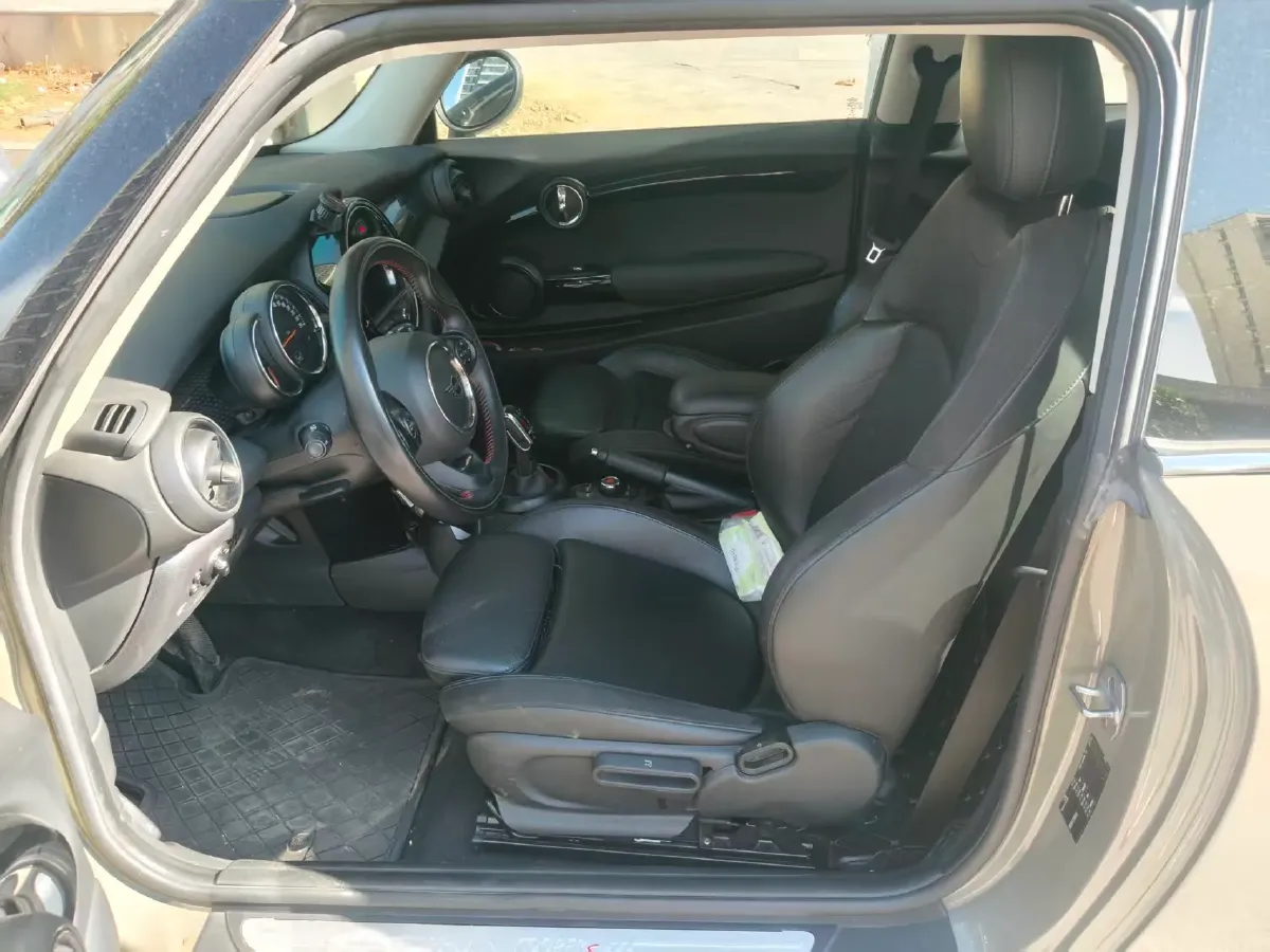 2018 Mercedes-Benz A Class 1.6T 156HP L4 7DCT,autocango,china used car exporter,china ev exporter,chinese used car exporter,chinese used ev exporter