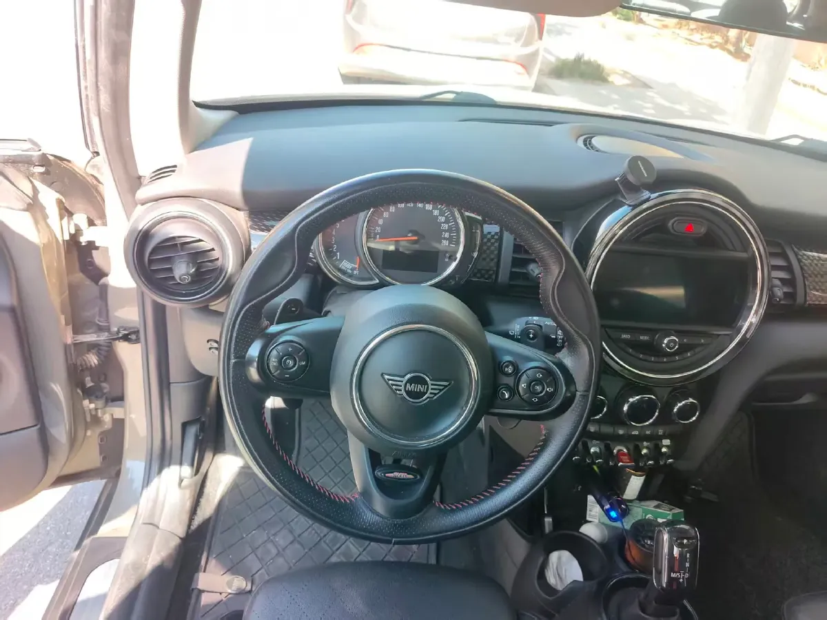 2018 Mercedes-Benz A Class 1.6T 156HP L4 7DCT,autocango,china used car exporter,china ev exporter,chinese used car exporter,chinese used ev exporter