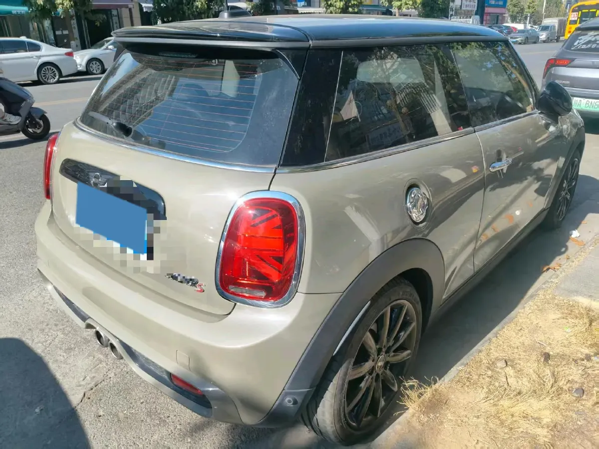 2018 Mercedes-Benz A Class 1.6T 156HP L4 7DCT,autocango,china used car exporter,china ev exporter,chinese used car exporter,chinese used ev exporter