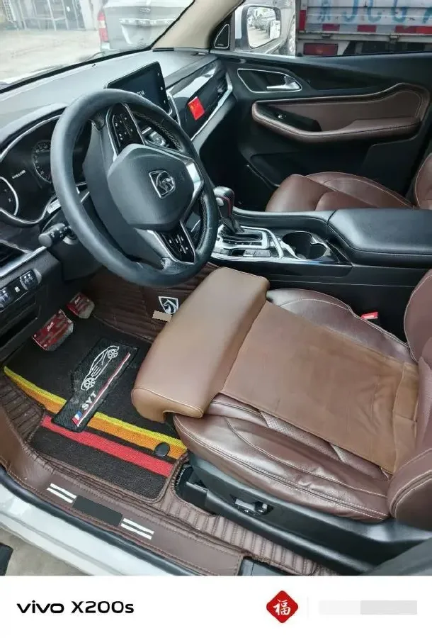 2017 BaoJun 560 1.5T 150HP L4 6DCT,autocango,china used car exporter,china ev exporter,chinese used car exporter,chinese used ev exporter