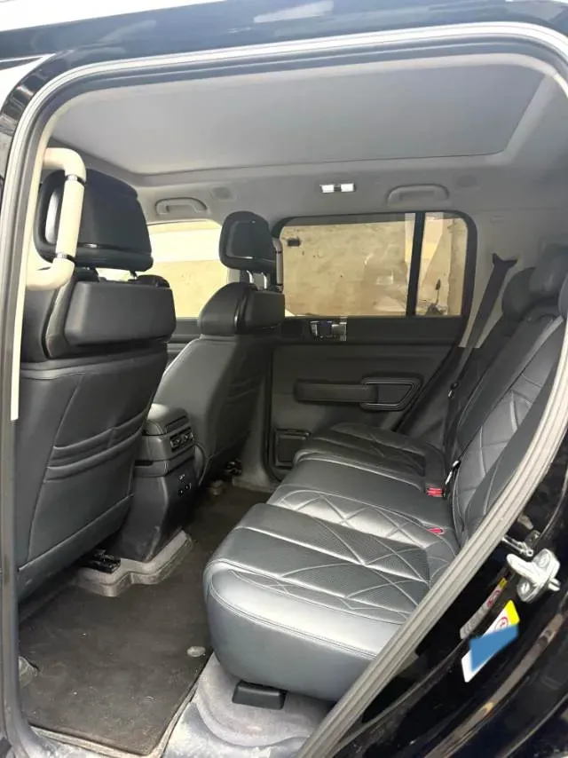 2023 FangChengBao Bao 5 1.5T 194HP L4 E-CVT PHEV 31.8KWH,autocango,china used car exporter,china ev exporter,chinese used car exporter,chinese used ev exporter