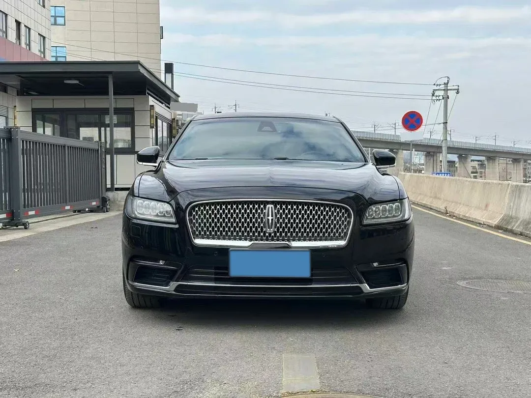 2018 Lincoln Continental 2.0T 261HP L4 6AT,autocango,china used car exporter,china ev exporter,chinese used car exporter,chinese used ev exporter
