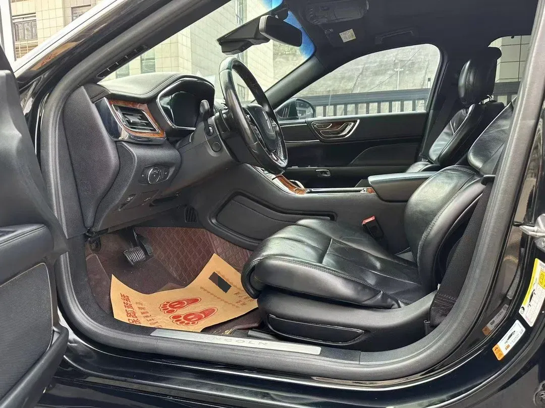 2018 Lincoln Continental 2.0T 261HP L4 6AT,autocango,china used car exporter,china ev exporter,chinese used car exporter,chinese used ev exporter