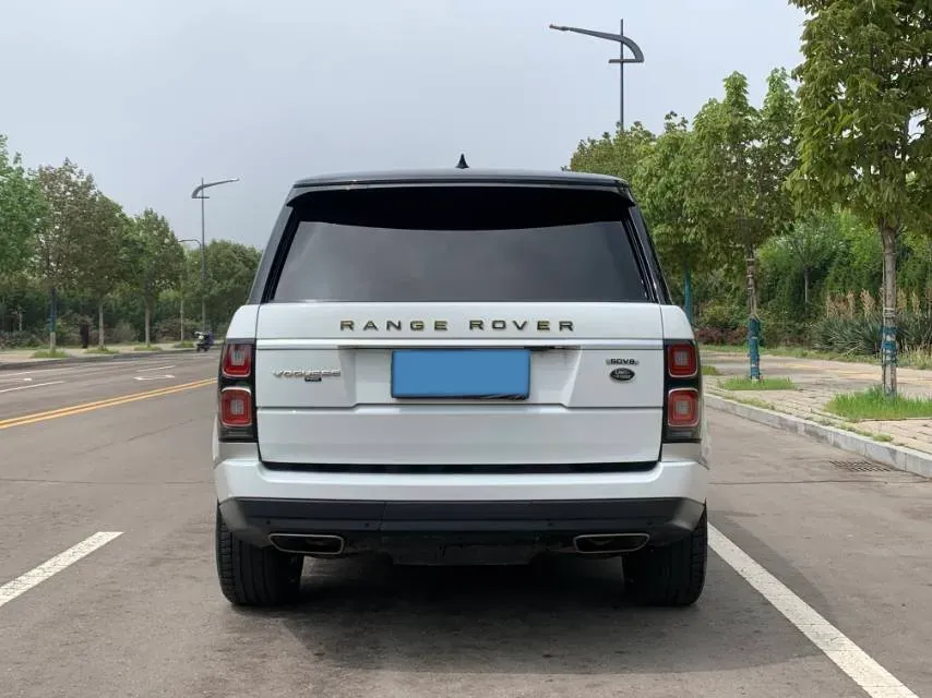 2021 Land Rover Range Rover 3.0T 400HP L6 8AT,autocango,china used car exporter,china ev exporter,chinese used car exporter,chinese used ev exporter