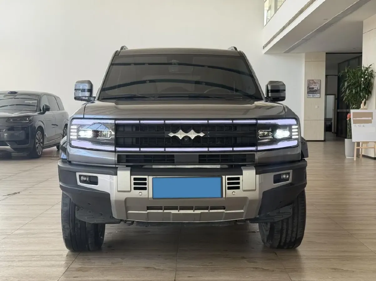 2023 FangChengBao Bao 5 1.5T 194HP L4 E-CVT PHEV 31.8KWH,autocango,china used car exporter,china ev exporter,chinese used car exporter,chinese used ev exporter